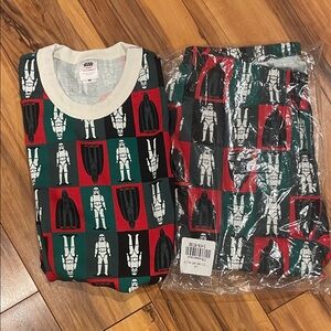 Hanna Andersson Star Wars Pajama Set in Red, Green & Black
